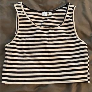 Stripped fitted crop top